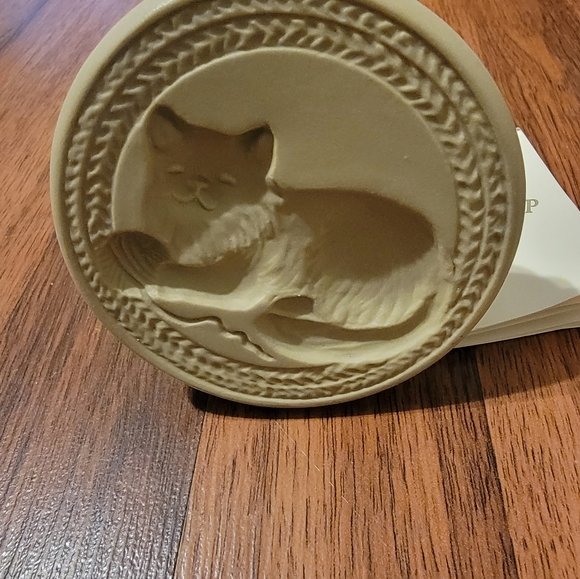 Brown Bag Cookie Art 1995 Stamp #9 Cat Kitty & Yarn - Picture 3 of 3